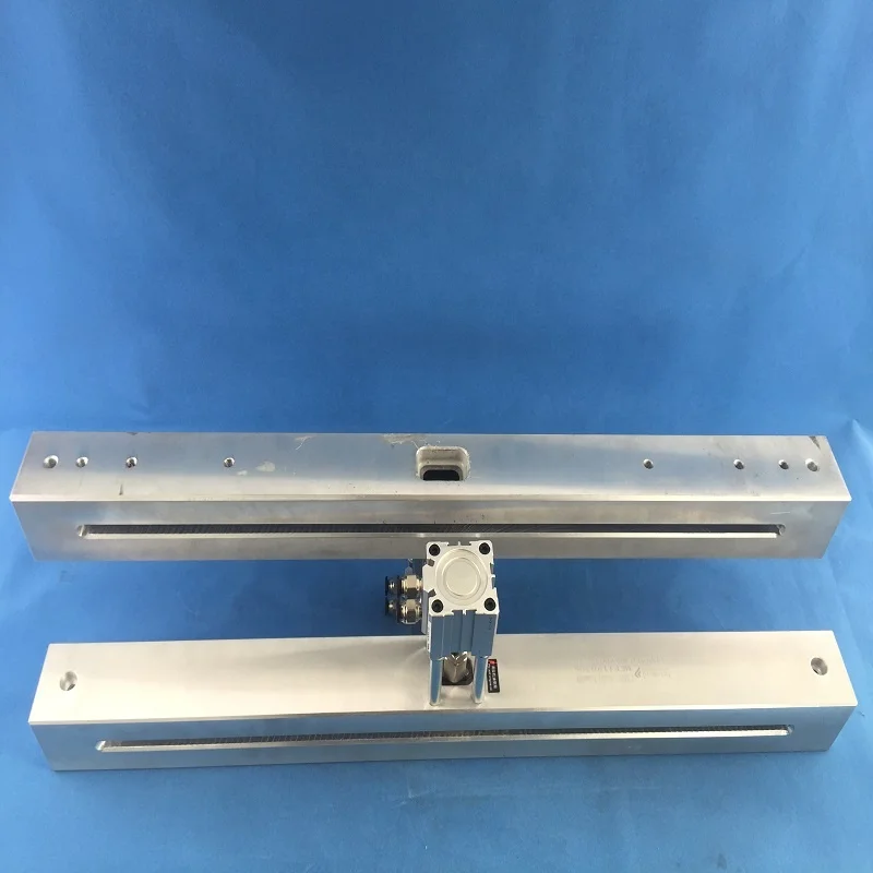 Пневматический дыропробивной станок для отверстий в самолете для пластиковой пленки мостового типа