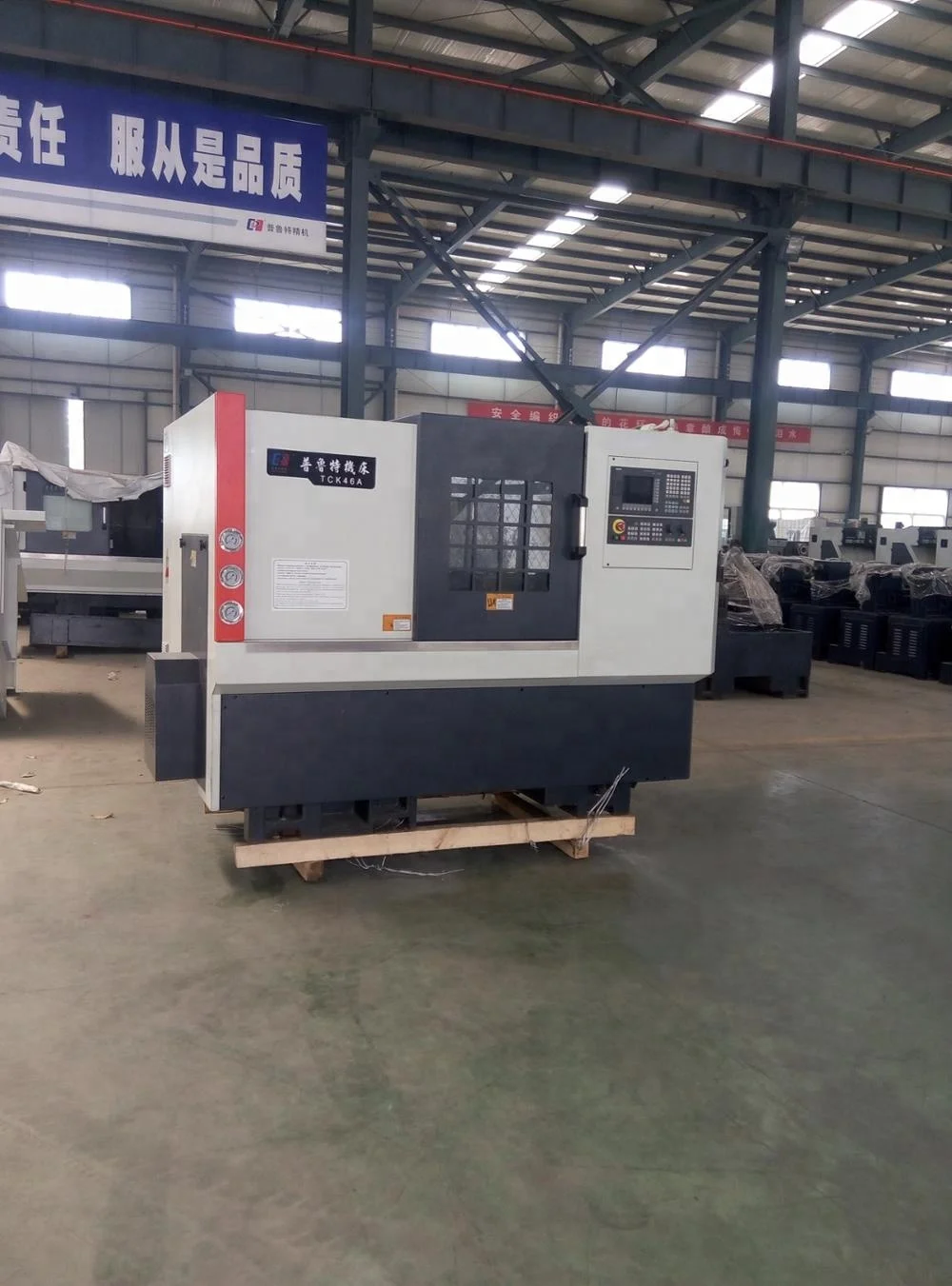 TCK46A High accuracy slant bed and linear guide way cnc lathe machine