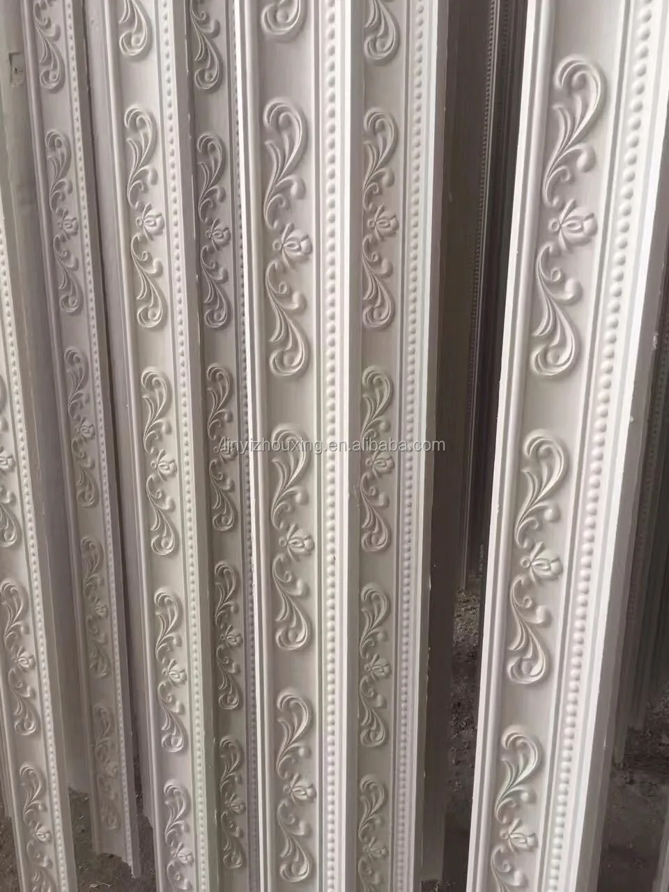 Decorative gypsum cornice designs machine/gypsum wall panel/ wall cornice moulding machine