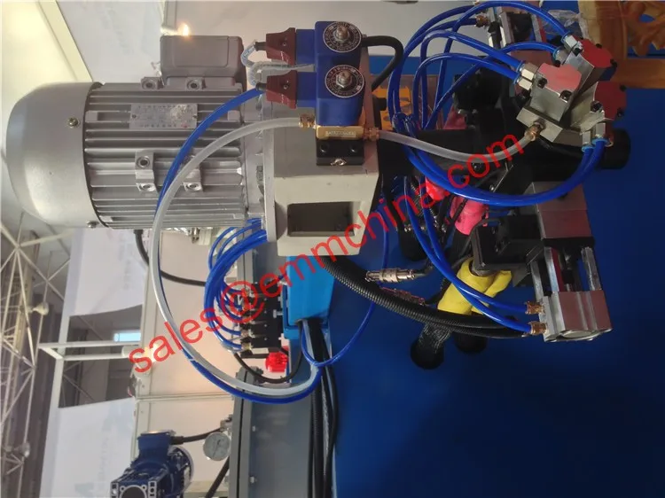 EMM078 High Speed CNC Digital Memory Pillow PU Foam Machine