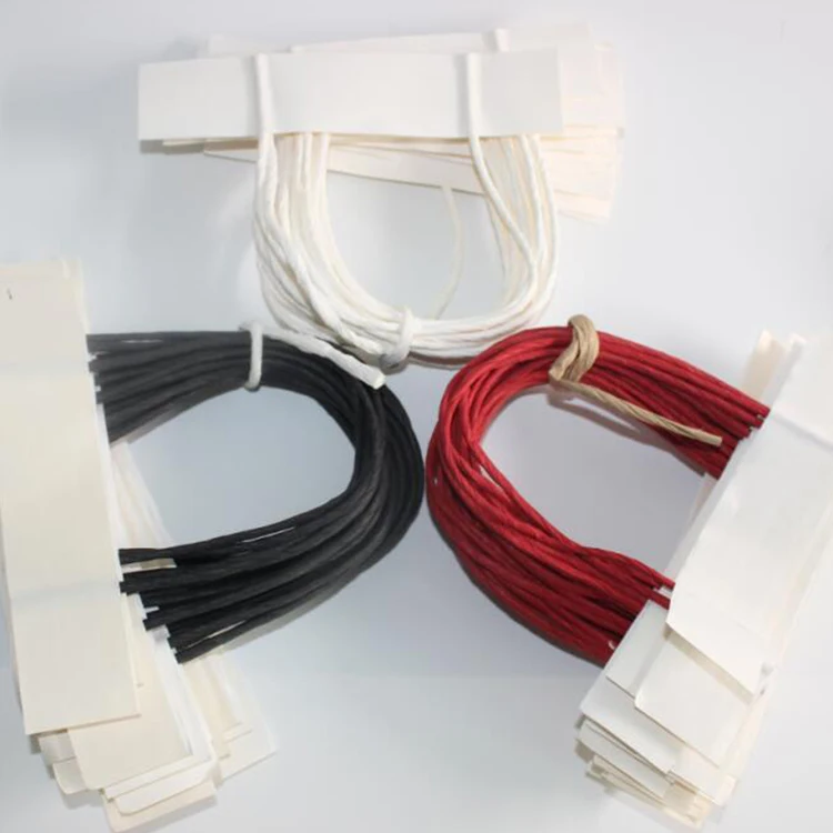 плоская ручка бумаги