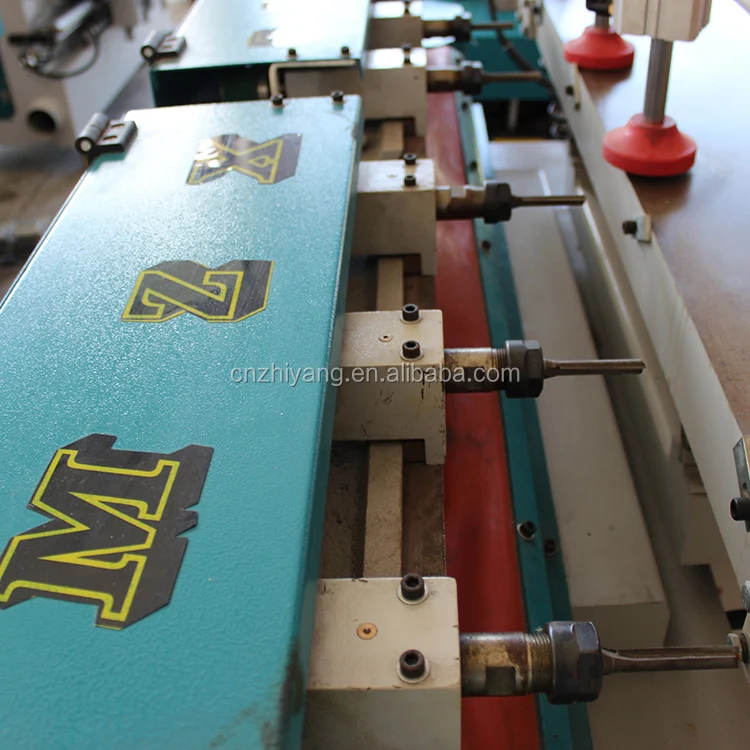 Горизонтальный многошпиндельный врезной станок