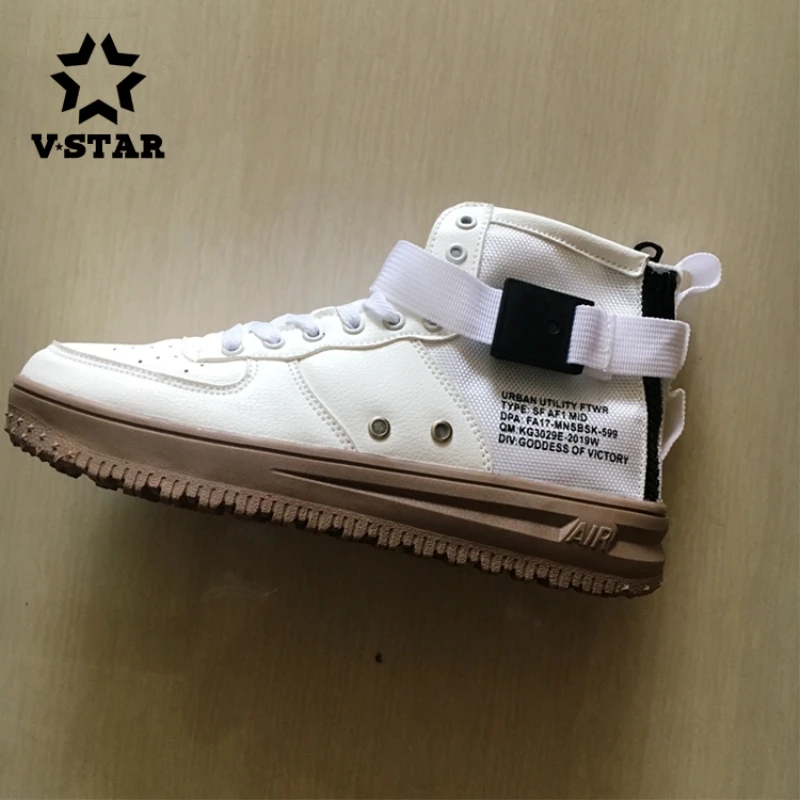 
2017 new mens high top green leather skate shoes 