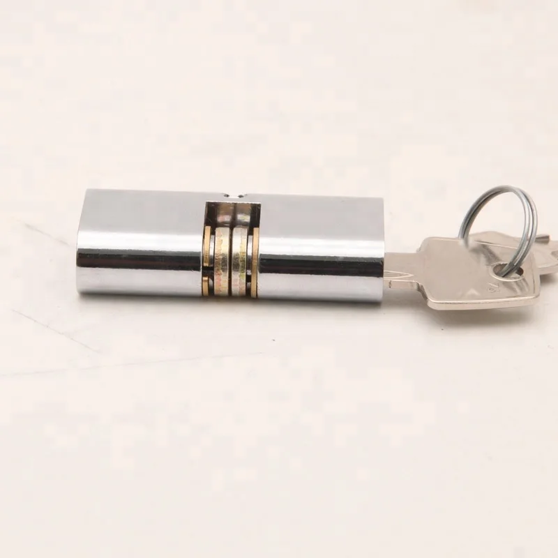 Oval cylinder lock with two cam