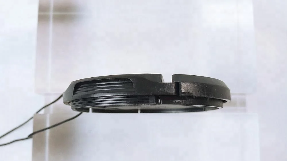 
MASSA Photograhic equipment Digital Camera Accessories 37mm black ABS Plastic Centre Pinch Camera Lens Cover Cap 