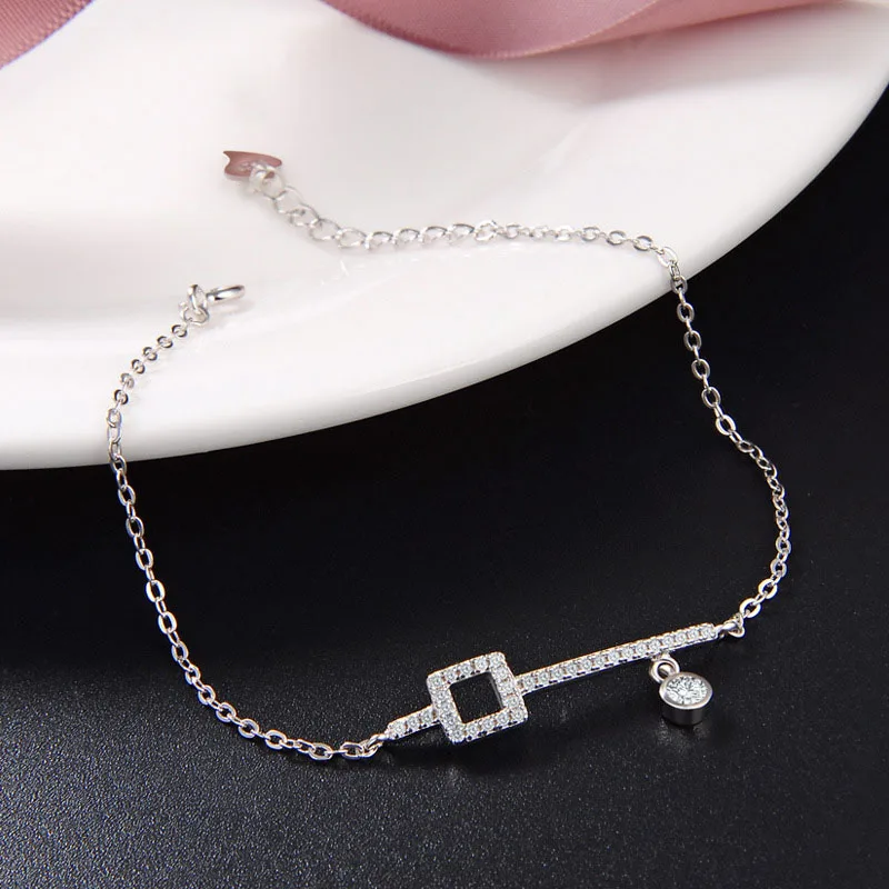 Shiny Key Styling 925 Sterling Silver Anniversary Bracelet for Woman YJ00601