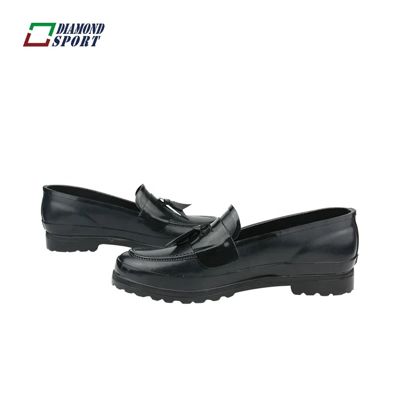 New design walking comfort waterproof rain loafer girls black slip on garden shoes