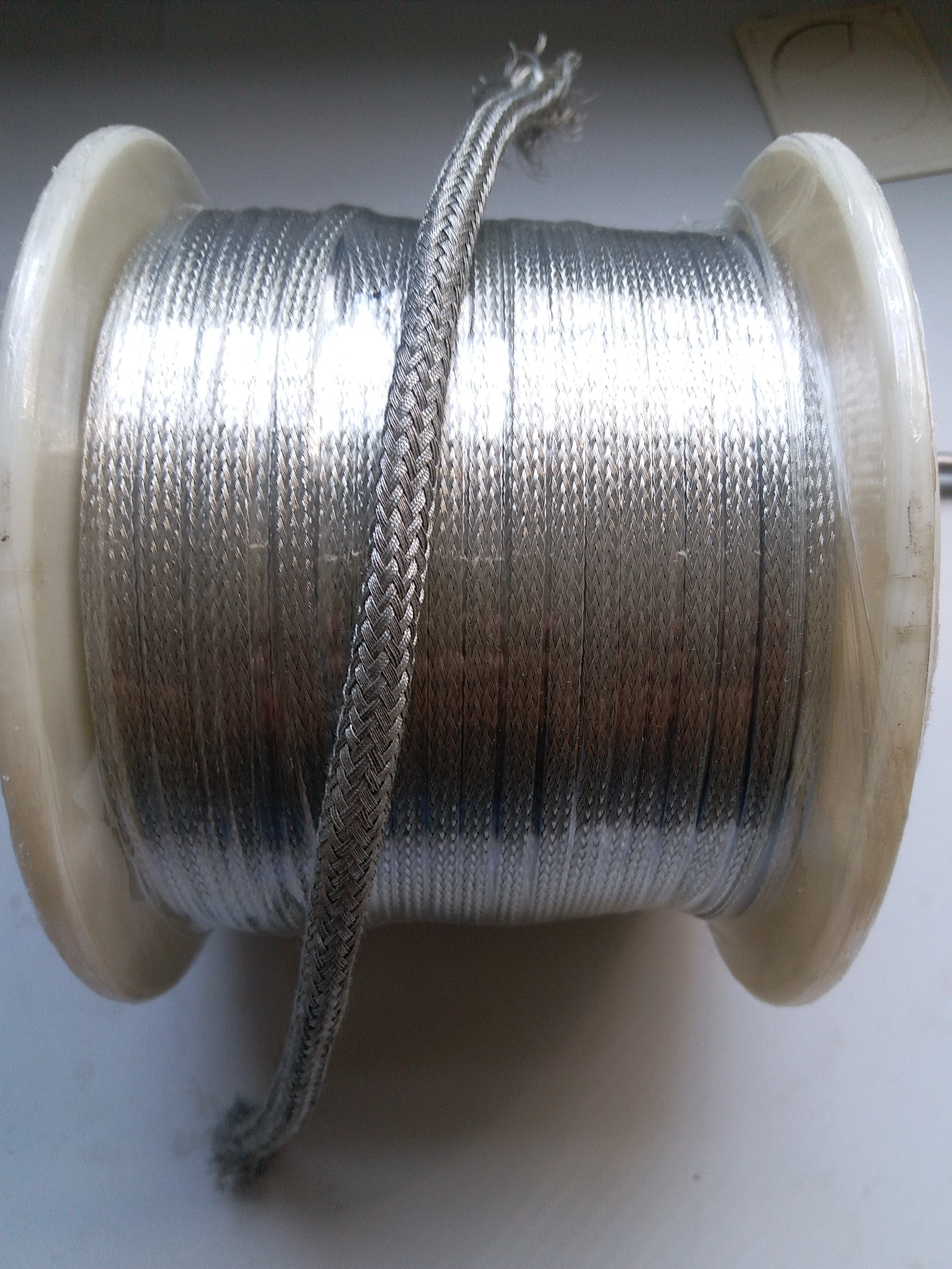 
Synthetic Fiber Braided EMI shielding sleeving LIGHTWEIGHT EMI/RFI MICROFILAMENT STAINLESS STEEL sleeving 