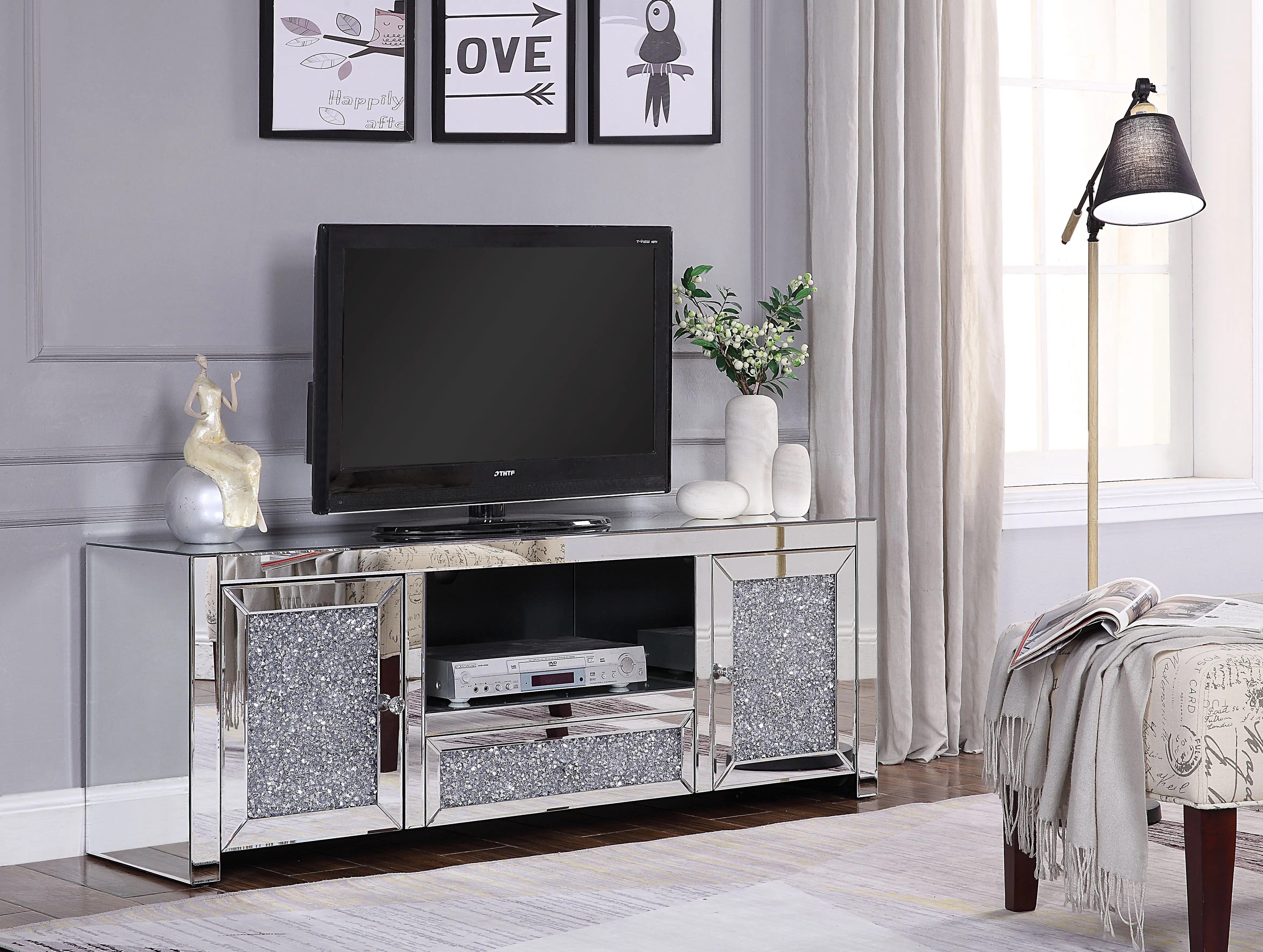 Sparkly Mirrored TV Stand  2 Door 1 Drawer Crushed Diamonds Long Bench For Living Room