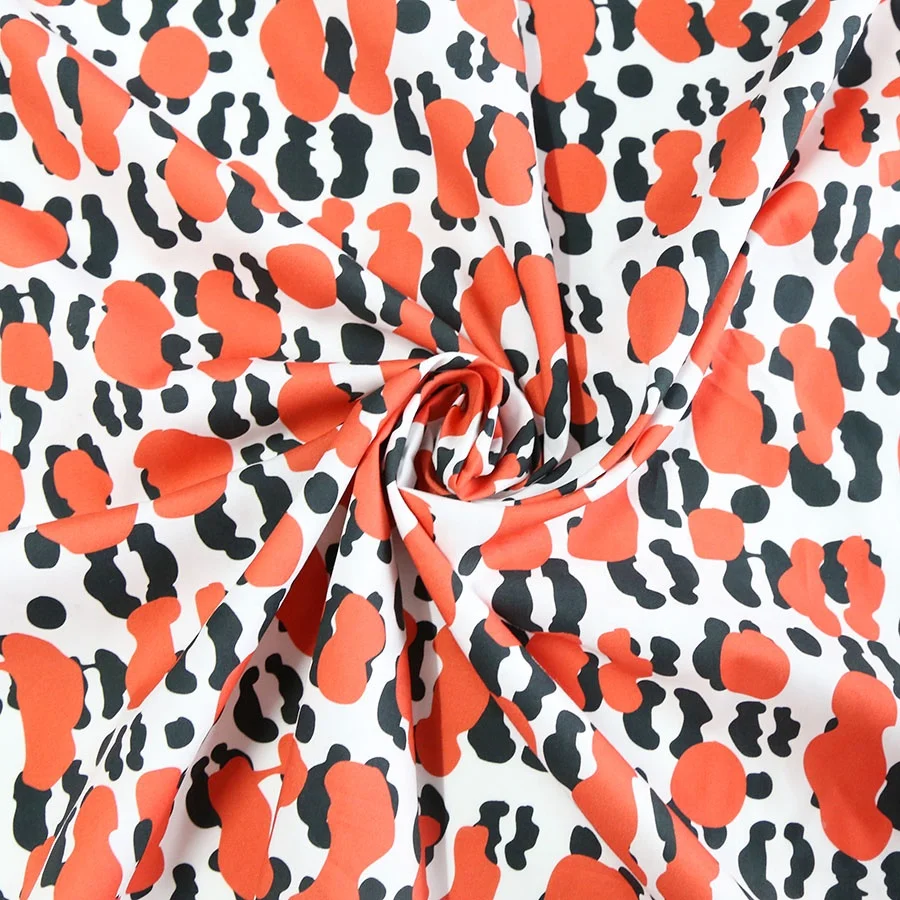Digital printing red leopard on 100% cotton poplin fabric for garment