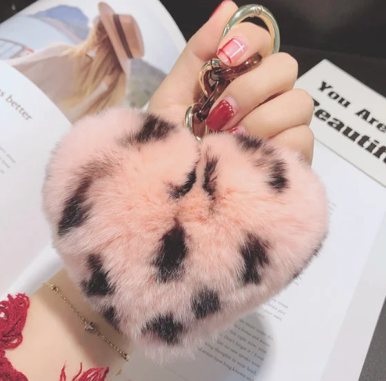 Fashion Custom Heart Shaped Faux Rabbit Fur Pom Pom Keychain