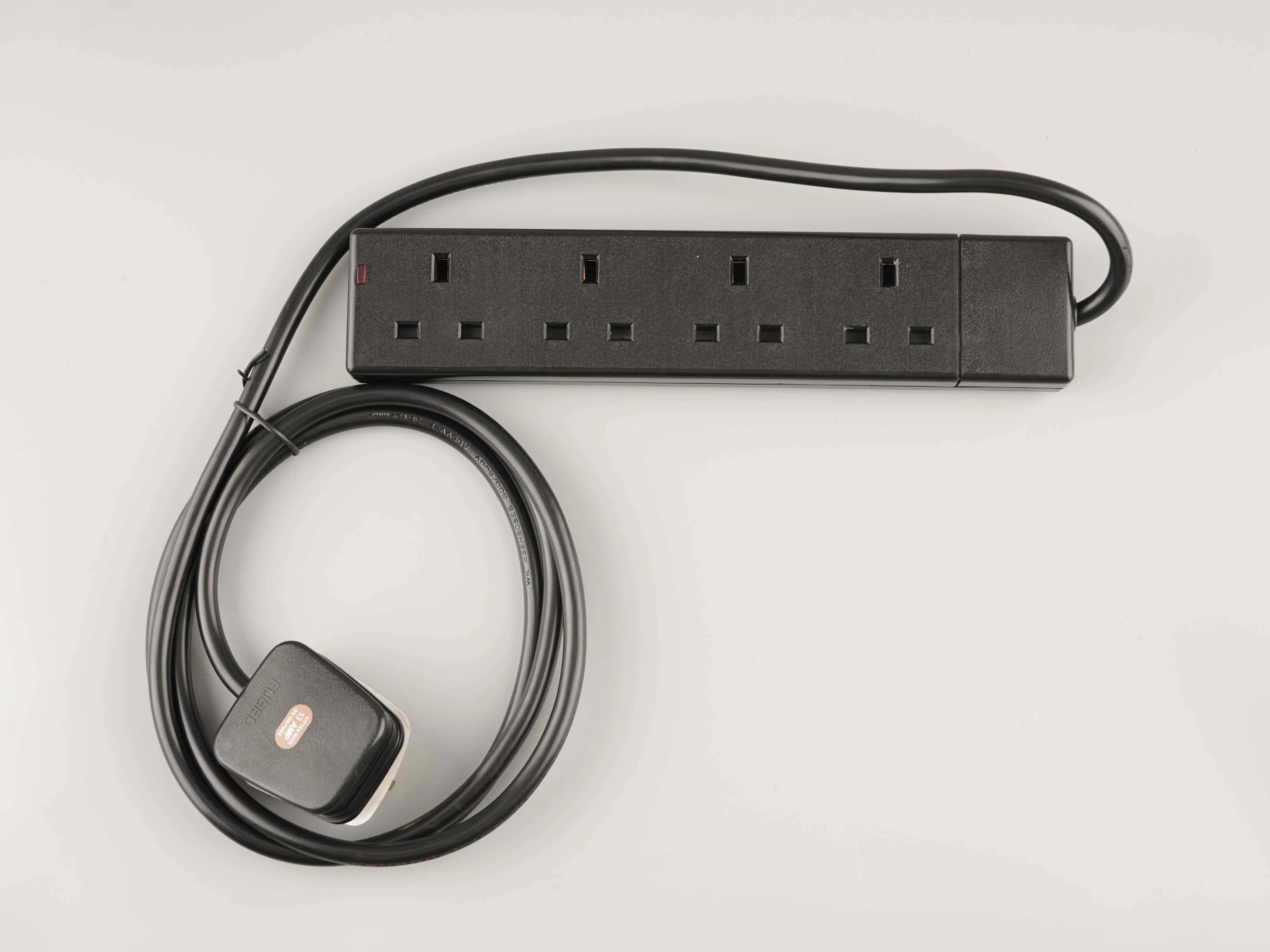 WK 4-Gang 13A UK Type Power Strip Extension Socket with Neon without Cable