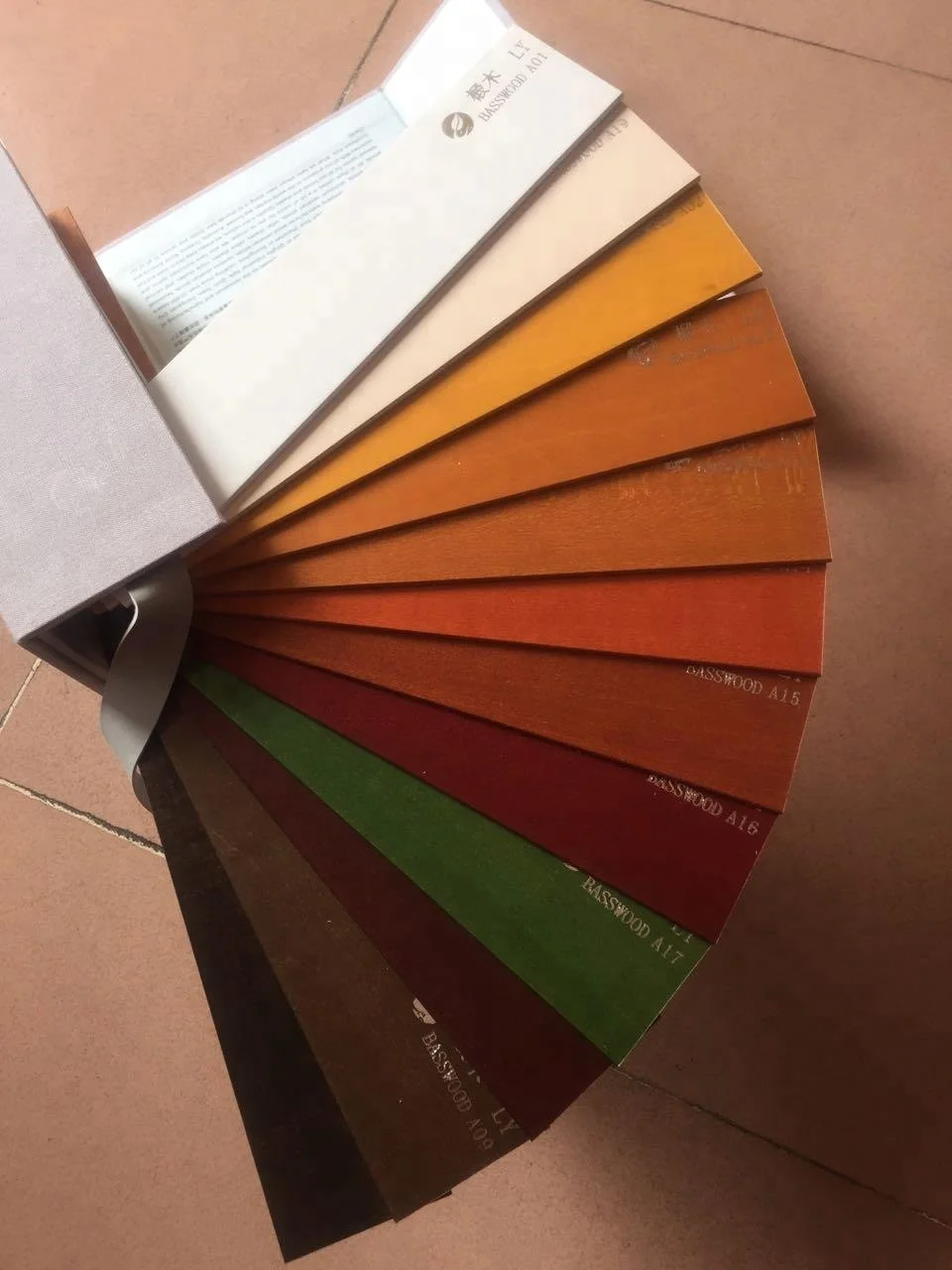 Electric motorized classic elegant basswood wooden venetian blinds