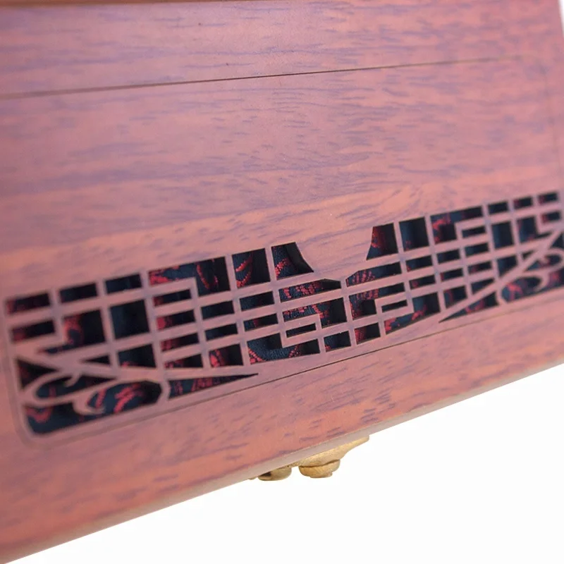 Custom Antique Carved MDF Wooden Gift Box Handmade Packaging for Jewelry Glasses Earrings Necklaces