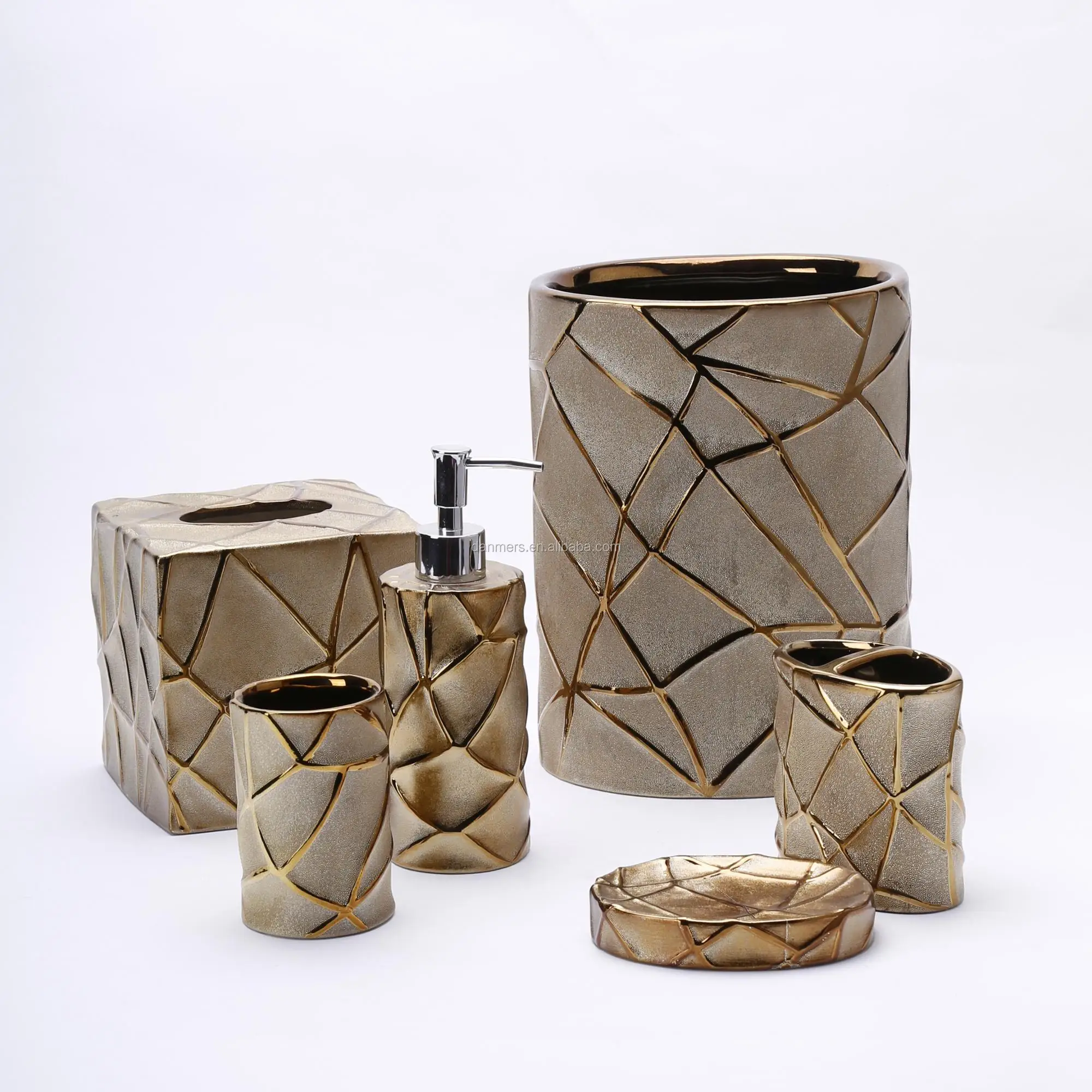 6 Piece Ceramic bath set custom eco-friendly stoneware gold electroplated bathroom accessories