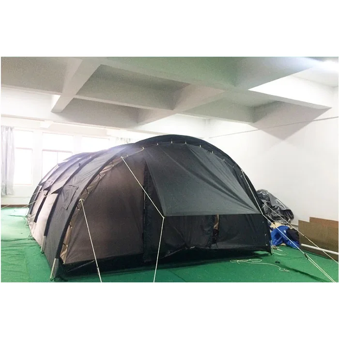 Light weight wind resistant large relief tent refugee tent