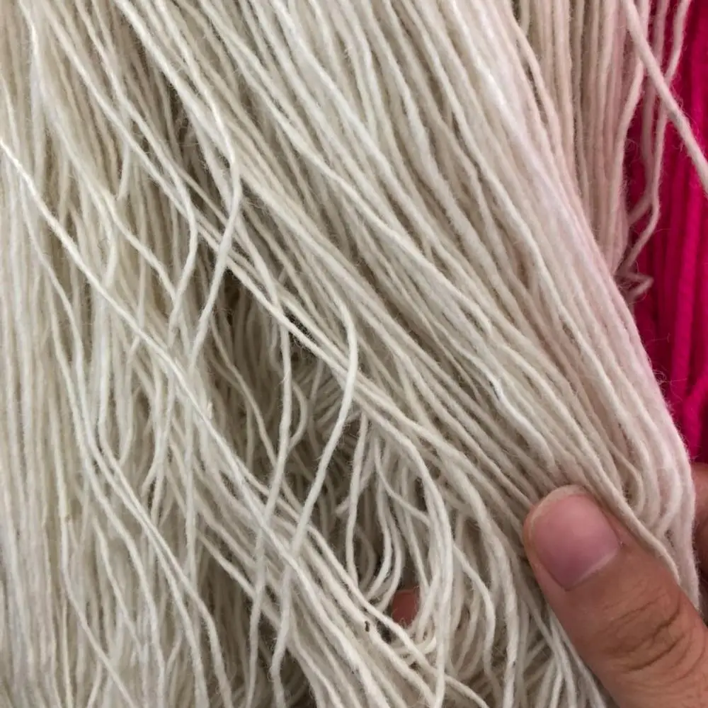 Carept wool yarn,Rug wool yarn ,roving wool carpet yarn price