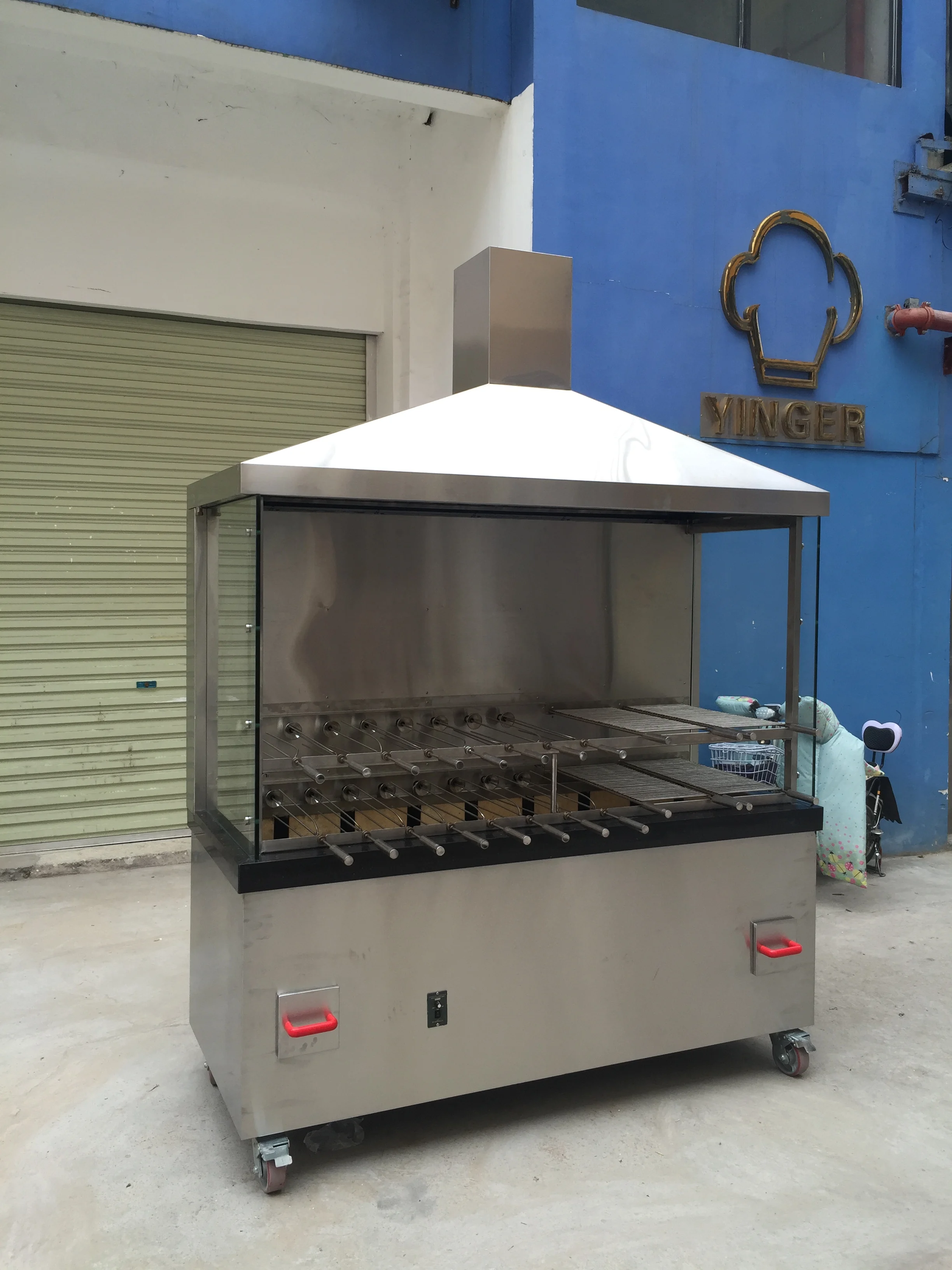 Outdoor automatic kebab brazilian rotisserie  grill/Santamaria grill