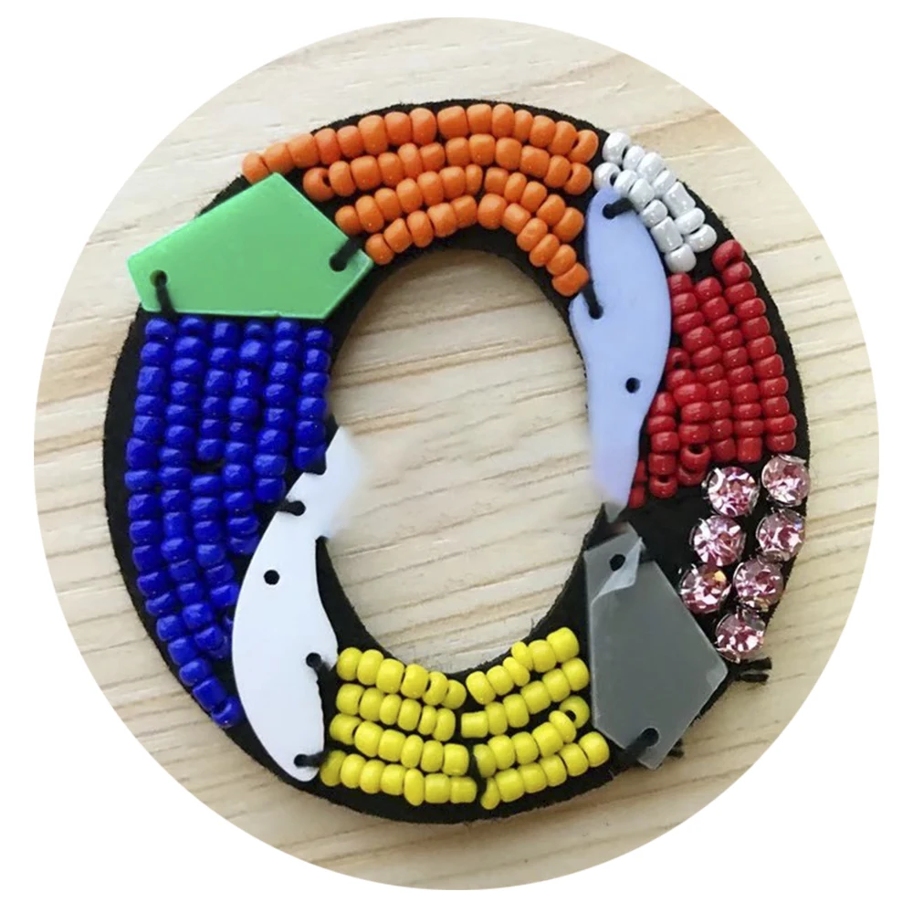 
With Factory Wholesale Price iron on custom crochet dress applique beaded patches 