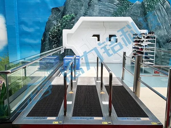 QEEJOY E13 automatic washing  shoe sole cleaning machine,Manufacture in China