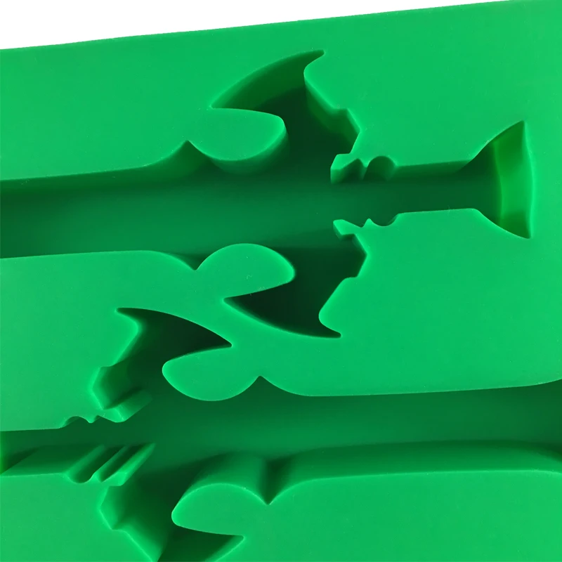 
New BPA free food grade sword shape ice cube mold silicone 