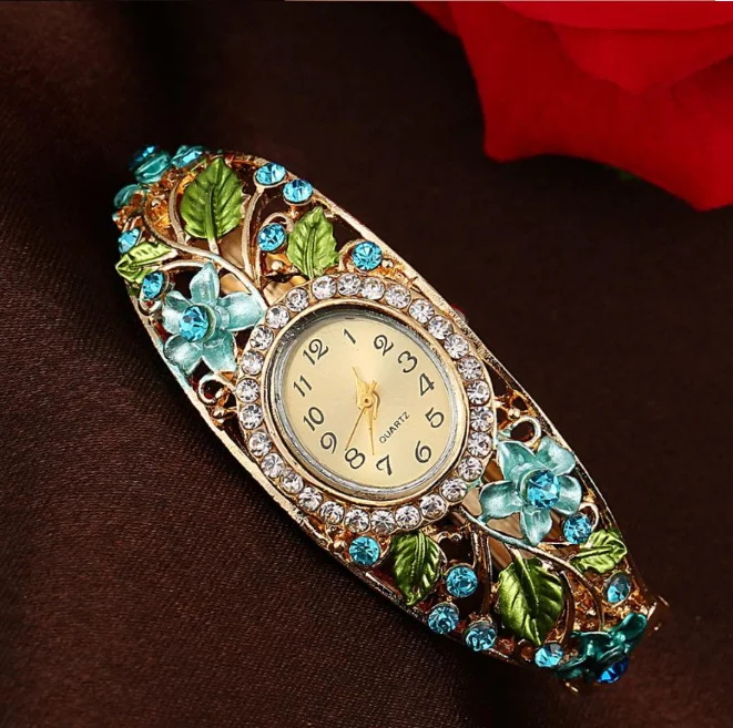
Bangle Watches Gold Plated Wrist Watch Crystal Flower Women Bracelet Dress Quartz Movt 