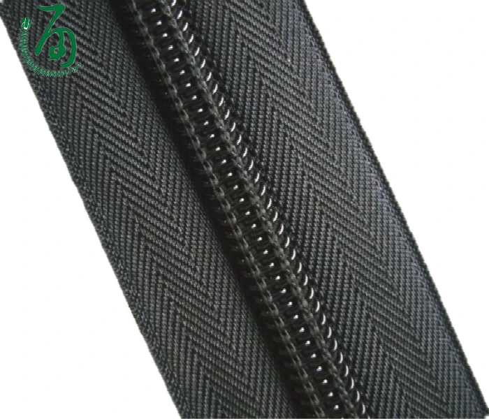 
high quality no.10 nylon zipper long chain used for tent 