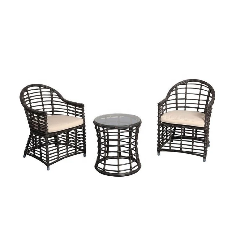 Yinzhou Living Plastic Woven Weaving Outdoor Ratan Furniture Patio Table And Chairs Rattan Furniture Garden