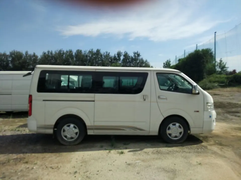 2016/2017/Stock Foton mini bus Low price 15 seats gasoline engine mini van / mini bus for sale