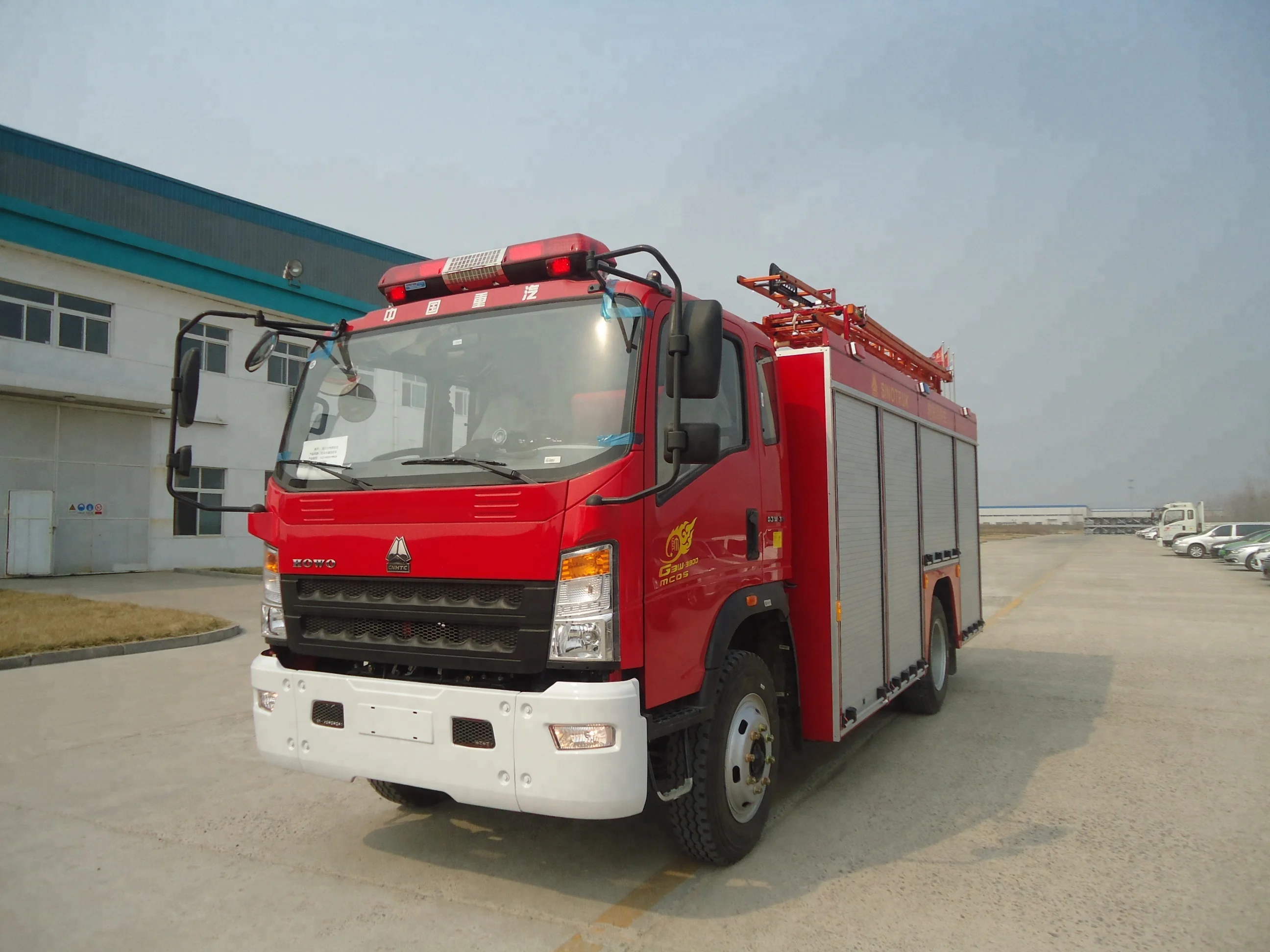 Sinotruk light fire fighting truck for emergency rescue