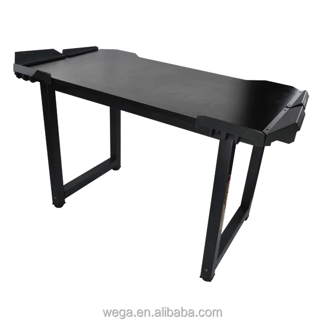 Custom logo promotion low MOQ LED RGB moving black color steel leg touch desk USB gamer gaming table with USB 3.0 hub