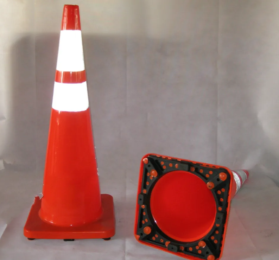 
traffic cone road cone extruder machine 