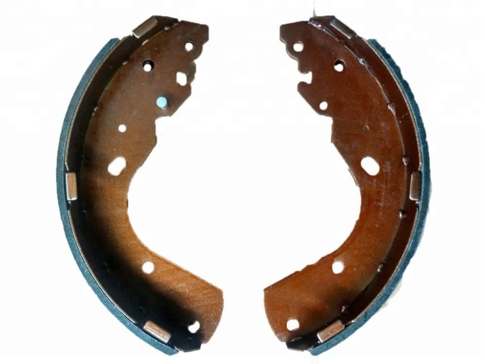 04495-26240 brake shoe for Toyota Quantum 2015