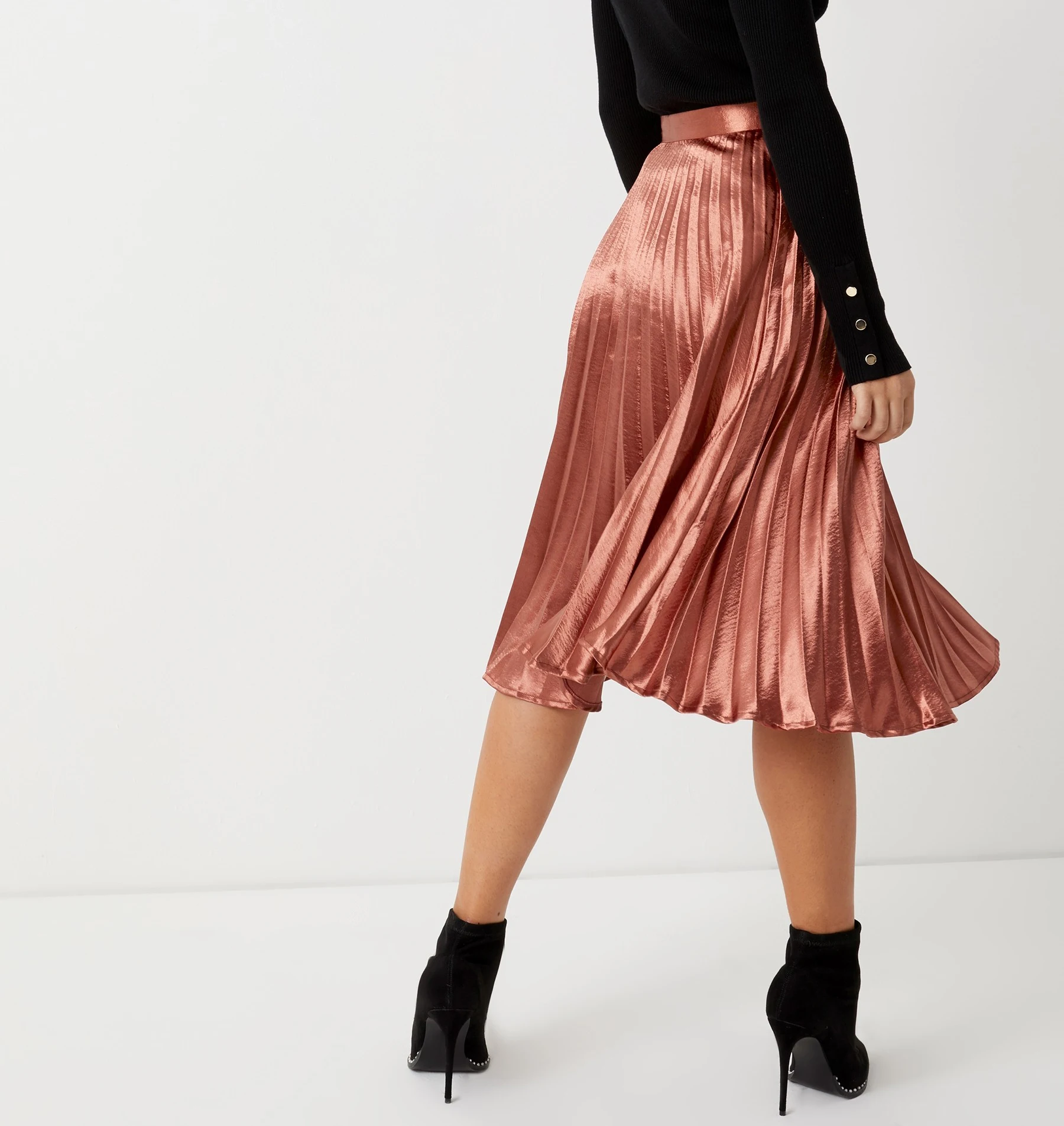 Wholesale Fashion Summer Clothing High Waist Brown Color Polyester Satin Knee Length High Quality Women Pleated Skirt