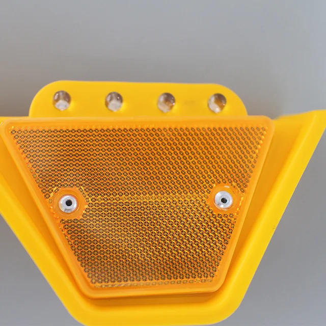 traffic safety road Photocontrol Outstanding Visibility PP Solar Guardrail Lights