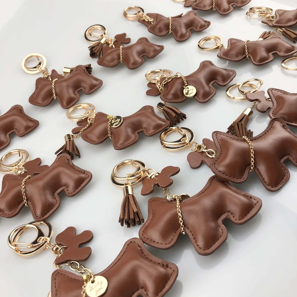2022 new fashion pets gifts 3D animal pu leather dog keychain for bag charms