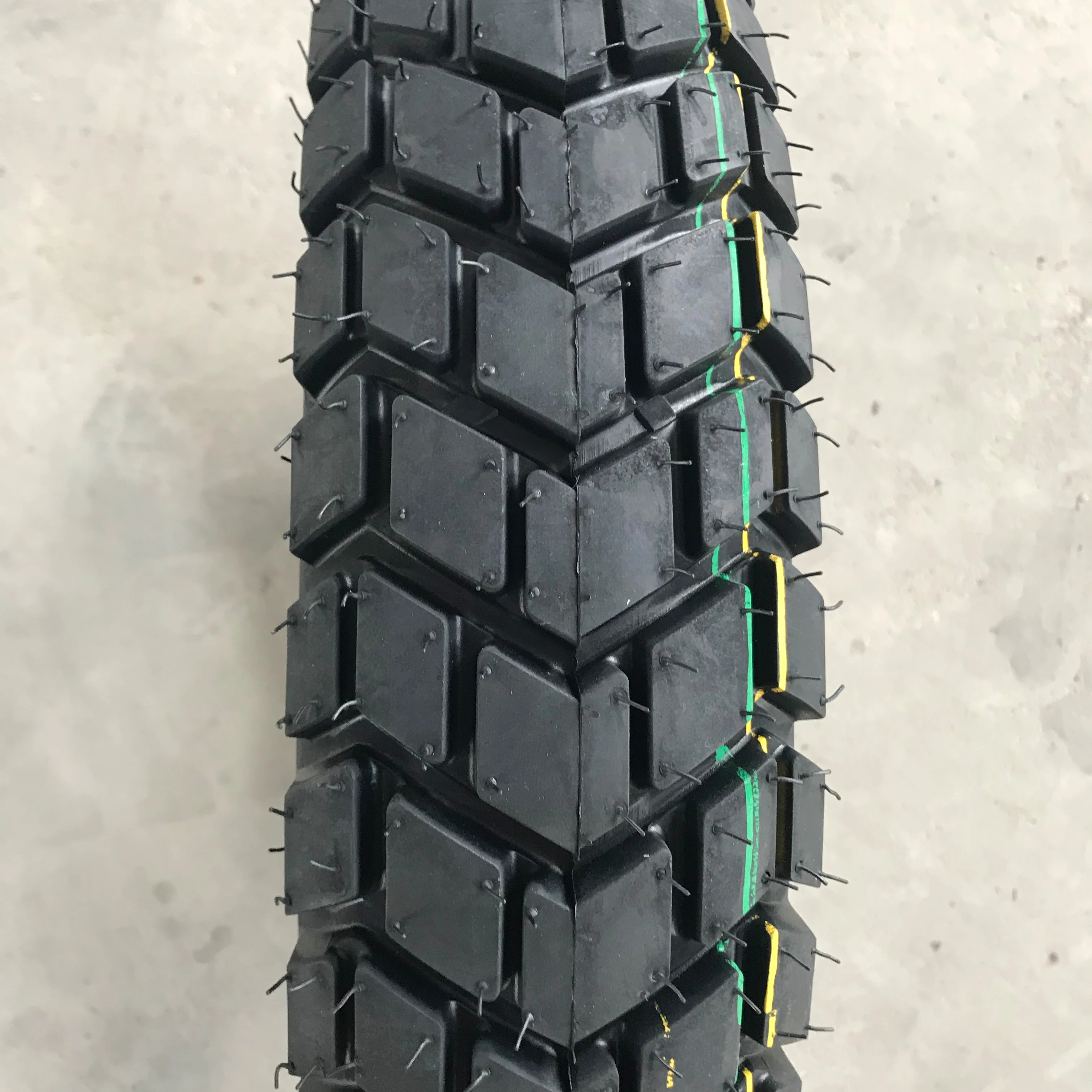 Tubeless motorcycle tyre 110/90-17  110 90 17 TL