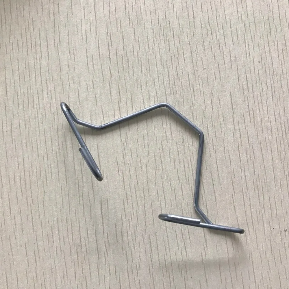 China Factory Spring Hooks for Tomatoes in Greenhouse