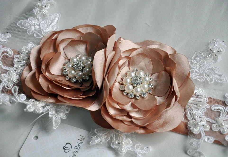 New Promotion Crystals Sash for Bride Artificial flowers Wedding Belt with lace for Weddings Real Images