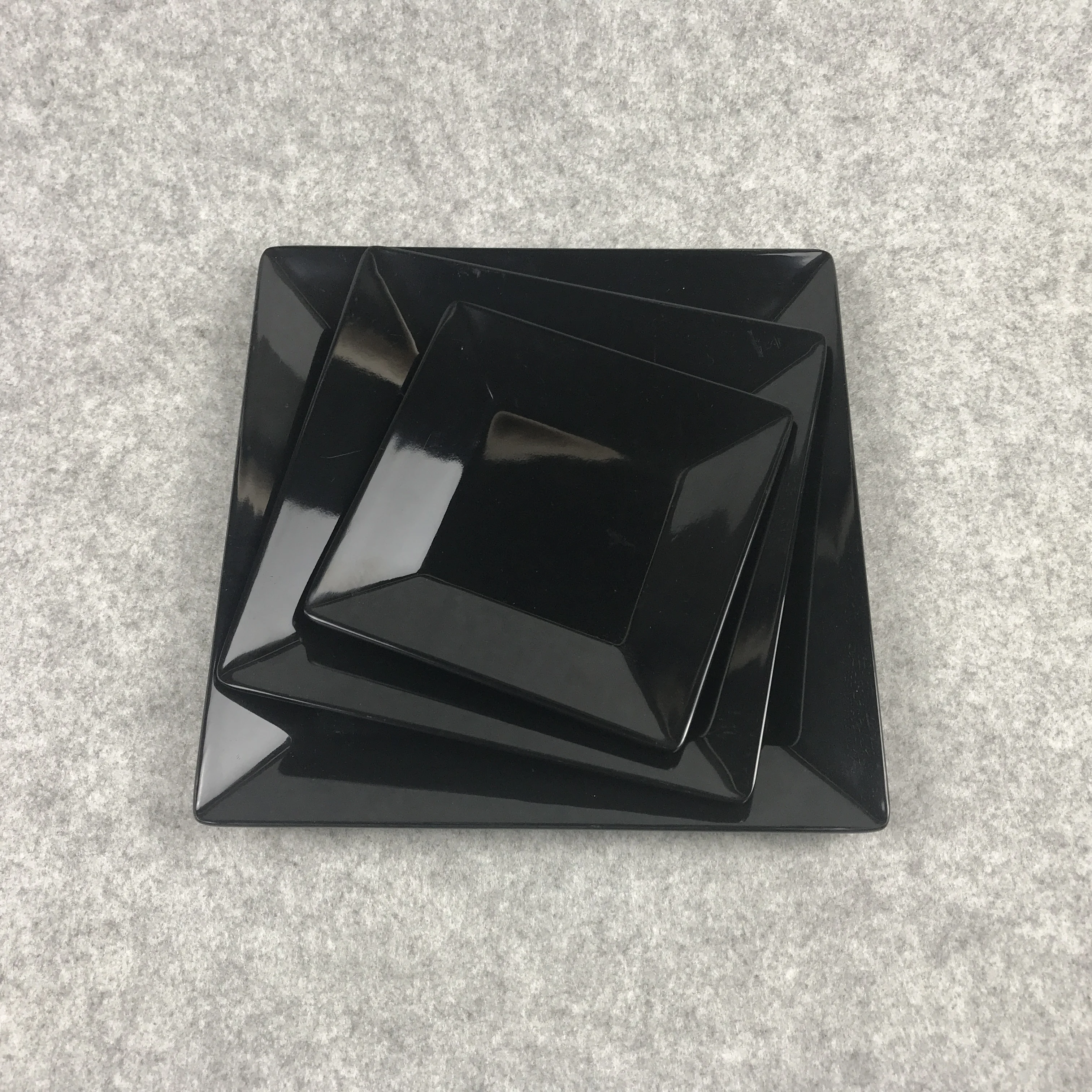 8 inch black square dinner display plate