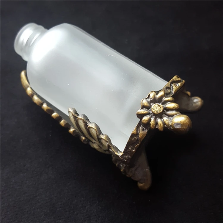 15ml White Swan Decorated Frog White Perfume Glass Bottle With Metal Diamond Stick Cap
