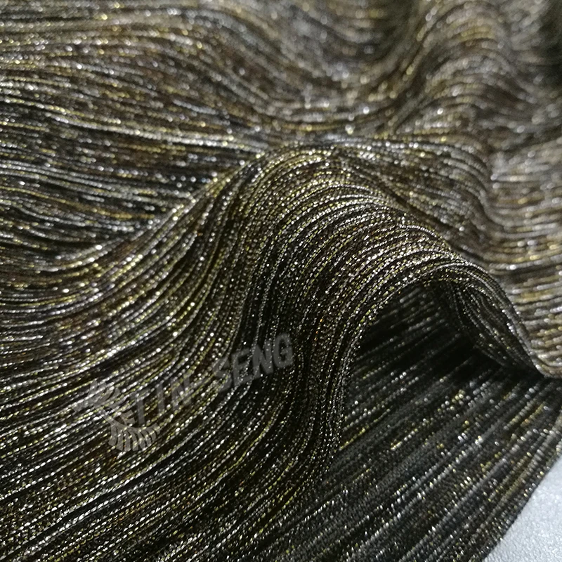 Born To Shine Collection Black Gold Yarn Knit Metallic Pleated Fabric for High Fashion Cloth