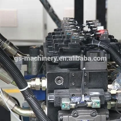 
plastic 5 gallon PC water bottle or tank extrusion blow molding machine 