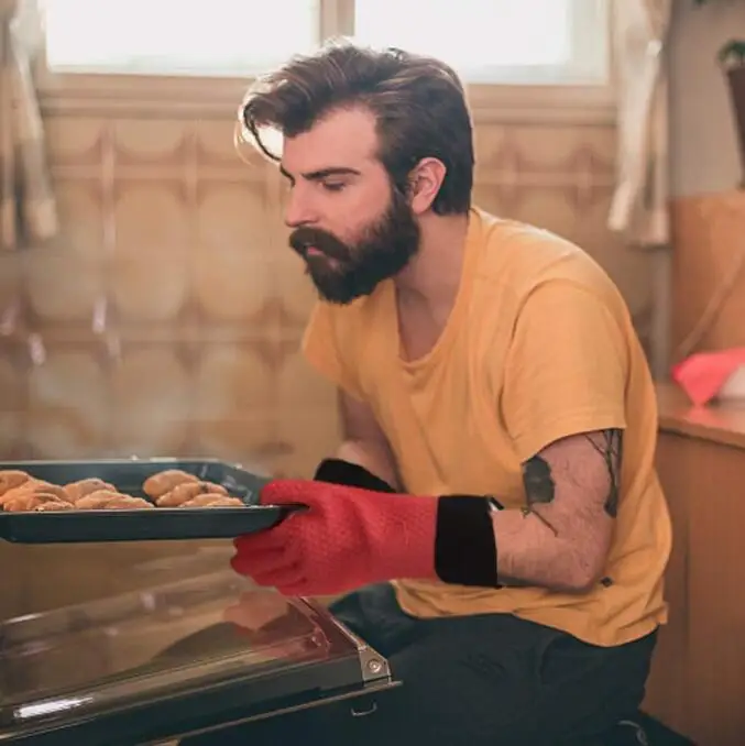 Фабричные термостойкие Водонепроницаемые силиконовые варежки для барбекю и кухни