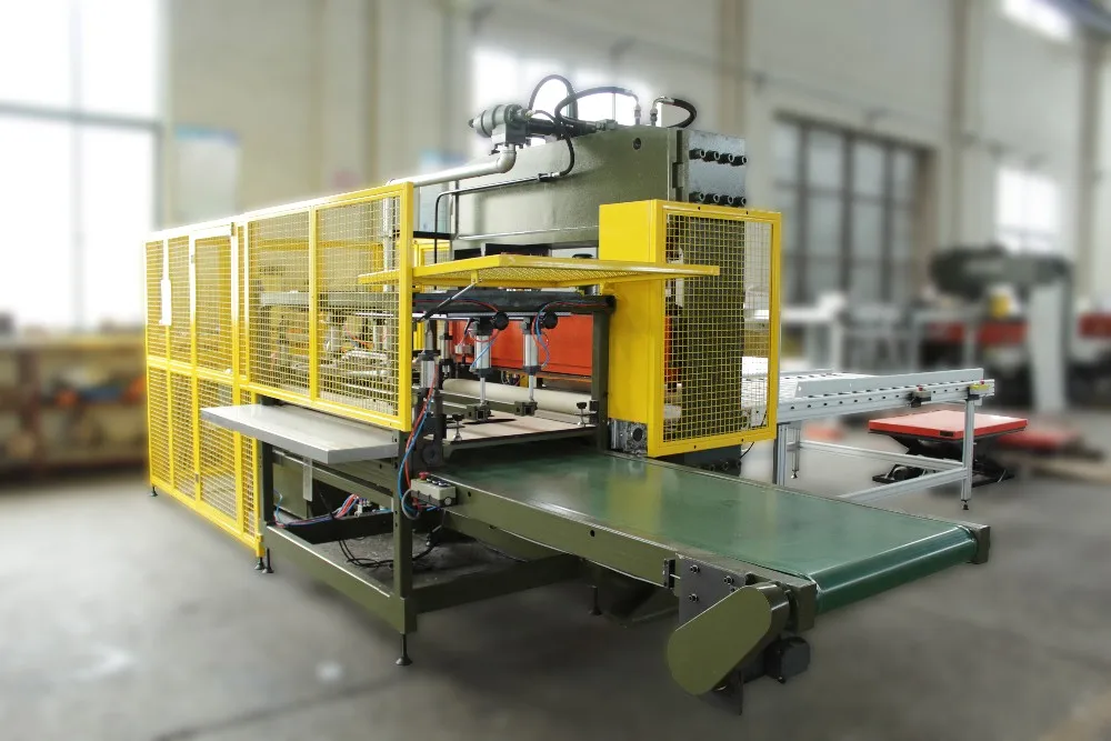 Huasen Machinery high speed automatic slipper sole cutting machine price in China