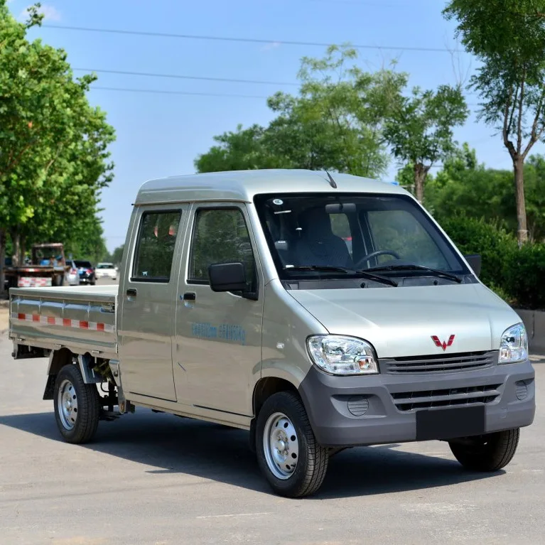 Chinese trucks manufacturers direct sales mini truck/small truck/pickup