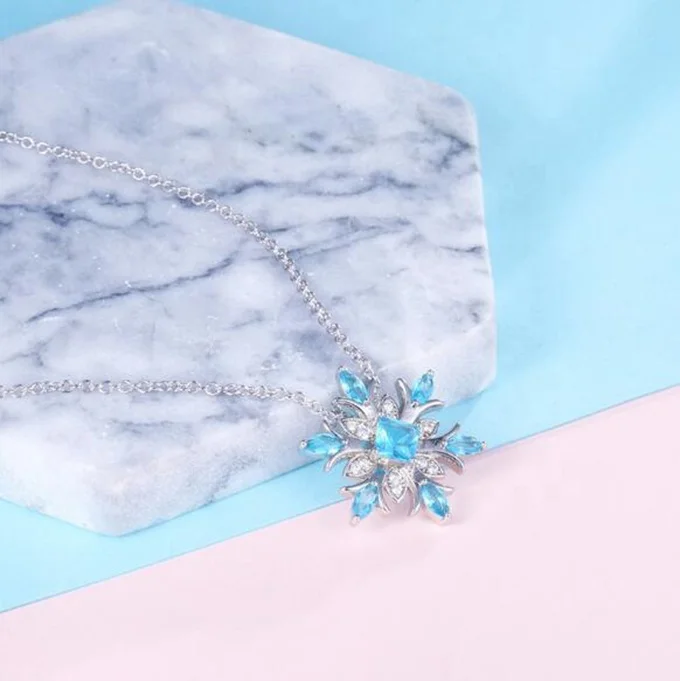 New Arrival Silver Plated Fashion Pendant Stone Jewelry Snowflake Necklace
