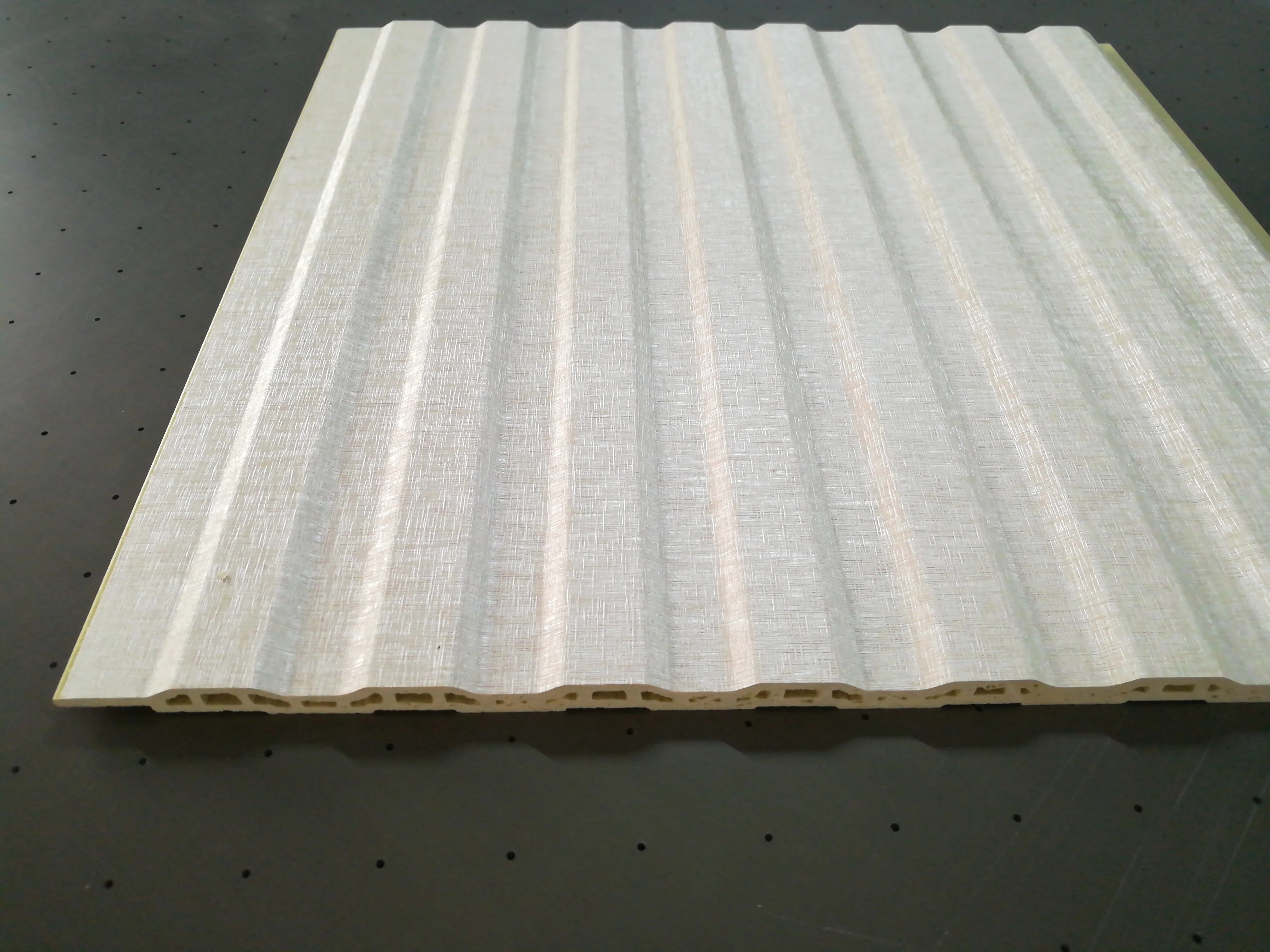 Good price Garage Wall Storage Wall Tool Organizer Heavy Duty PVC Slatwall Panel