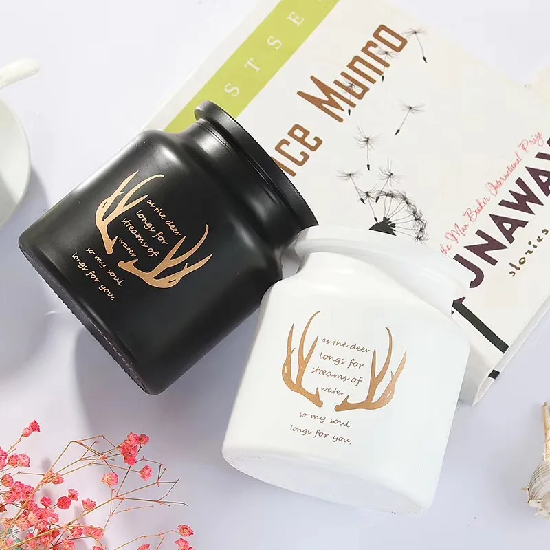 
High quality glass vase matte modern cute matte round white black cylinder vase glass home outdoor 