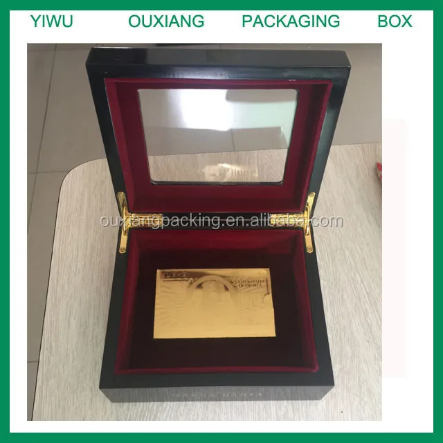 new design black lacquer finish wooden play cards box with glass window